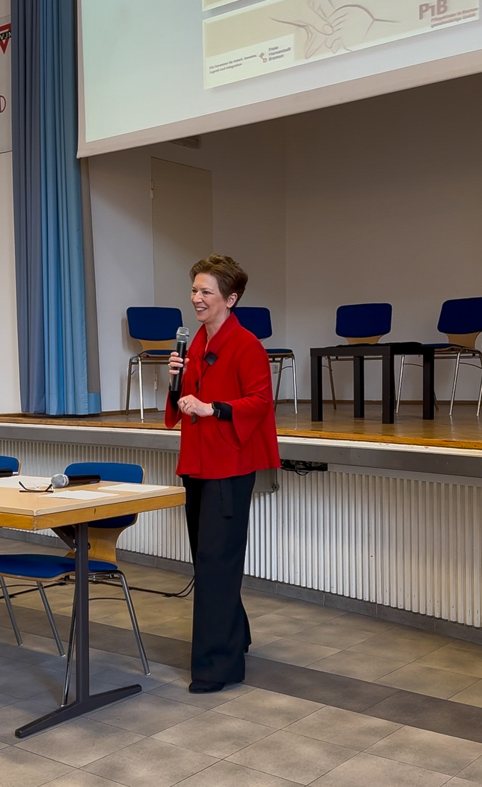 Senatorin Dr. Claudia Schilling richtete persönliche und motivierende Grußworte an das Publikum.